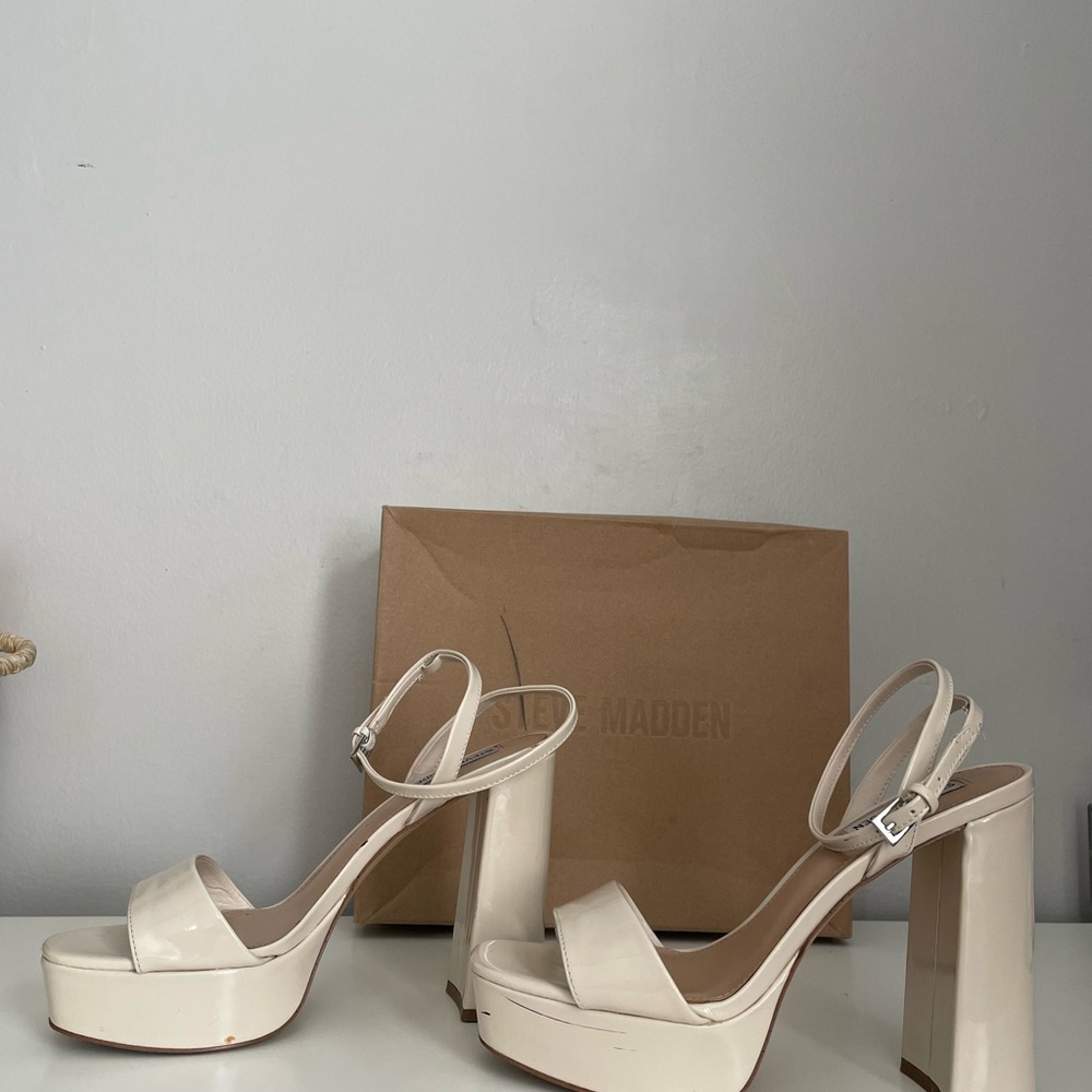 Steve Madden Cream Patent Block Heel Sandals with Ankle Strap - Picture 3 of 9